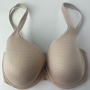 Victoria’s Secret Body By Victoria Lined Perfect Coverage Bra 32DDD Nylon Cream